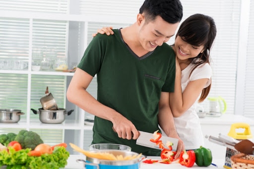 dấu hiệu của những người đàn ông yêu vợ 20-10 không tặng quà hình ảnh 4 dau hieu cua nhung nguoi dan ong yeu vo 20-10 khong tang qua hinh anh 4