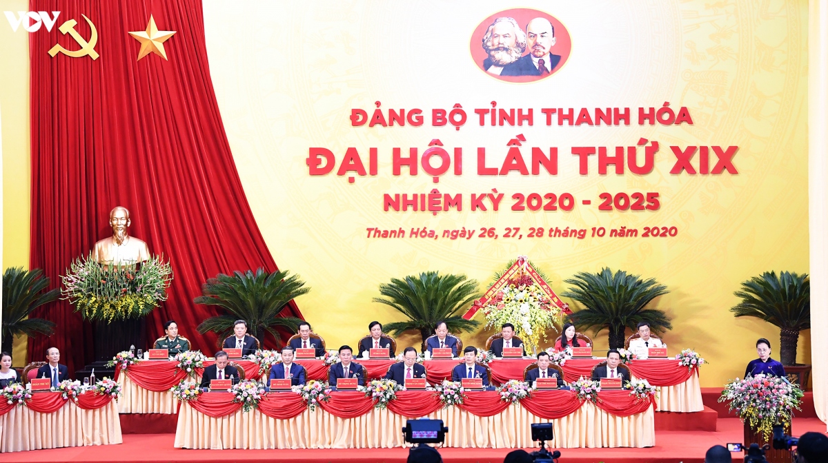 Ong Do trong hung duoc gioi thieu de bau bi thu tinh uy thanh hoa hinh anh 2