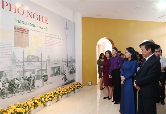 craft village exhibition celebrates 1,010 years of thang long-hanoi picture 2