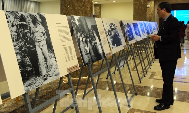 photo exhibition opens to celebrate women s day picture 2