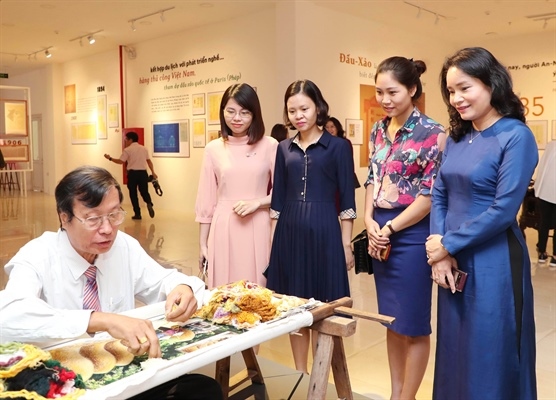 craft village exhibition celebrates 1,010 years of thang long-hanoi picture 3