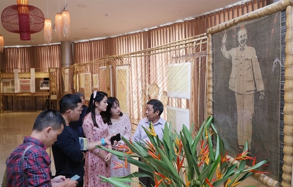craft village exhibition celebrates 1,010 years of thang long-hanoi picture 4