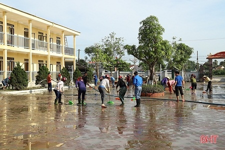 locals in central region join efforts to overcome impact of flooding picture 3