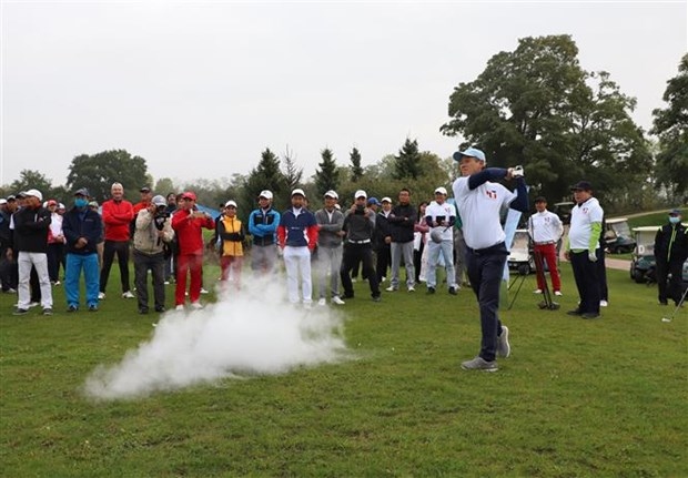 friendly golf tourney marks 45th year of vietnam-germany ties picture 1