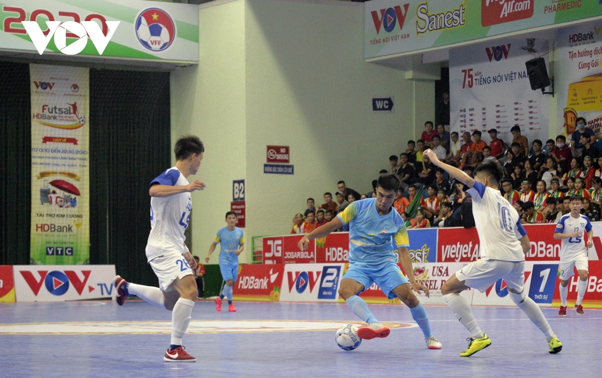 closing ceremony marks end of national futsal hdbank championship 2020 picture 5