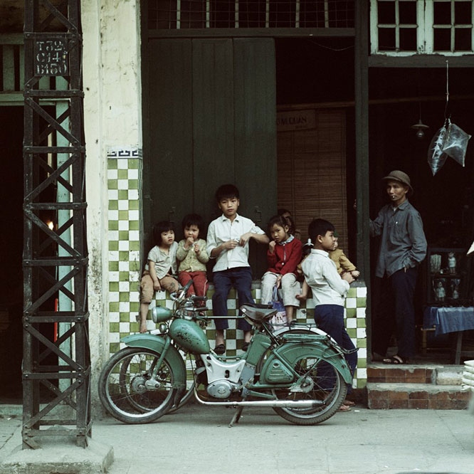 hanoi from 1967 to 1975 as seen through lens of german photographer picture 9