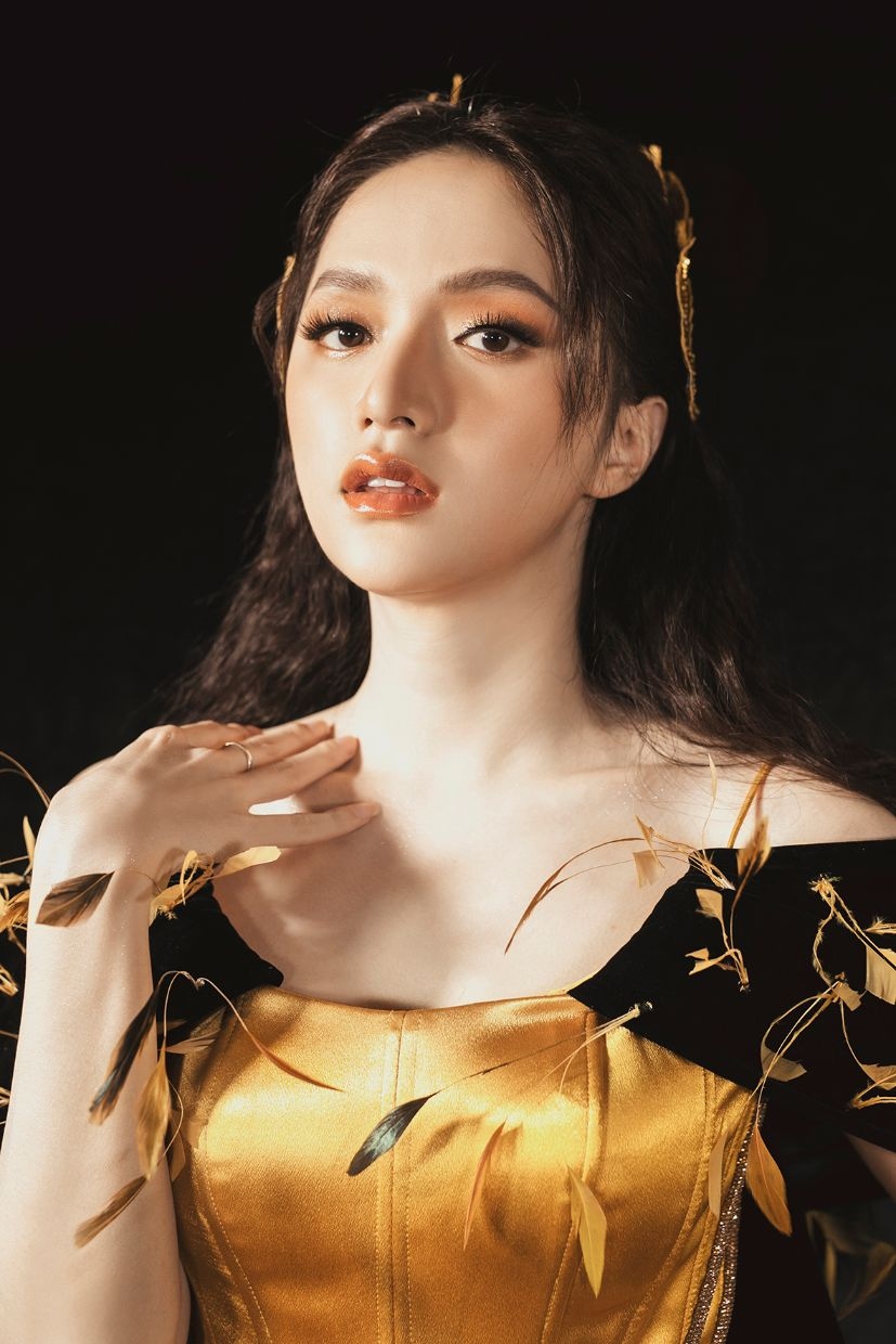 lan khuê, trương quỳnh anh catwalk mở màn vietnam junior fashion week 2020 hình ảnh 22 lan khue, truong quynh anh catwalk mo man vietnam junior fashion week 2020 hinh anh 22