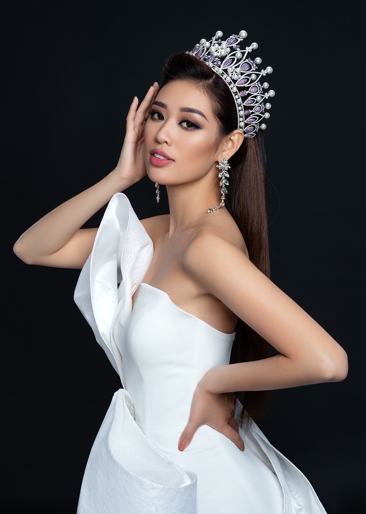 hoa_hau_khanh_van_dress_by_minh_tu_1_carz.png
