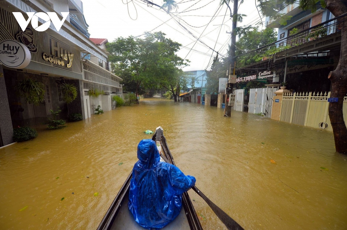 hue hit by prolonged period of heavy rain picture 7