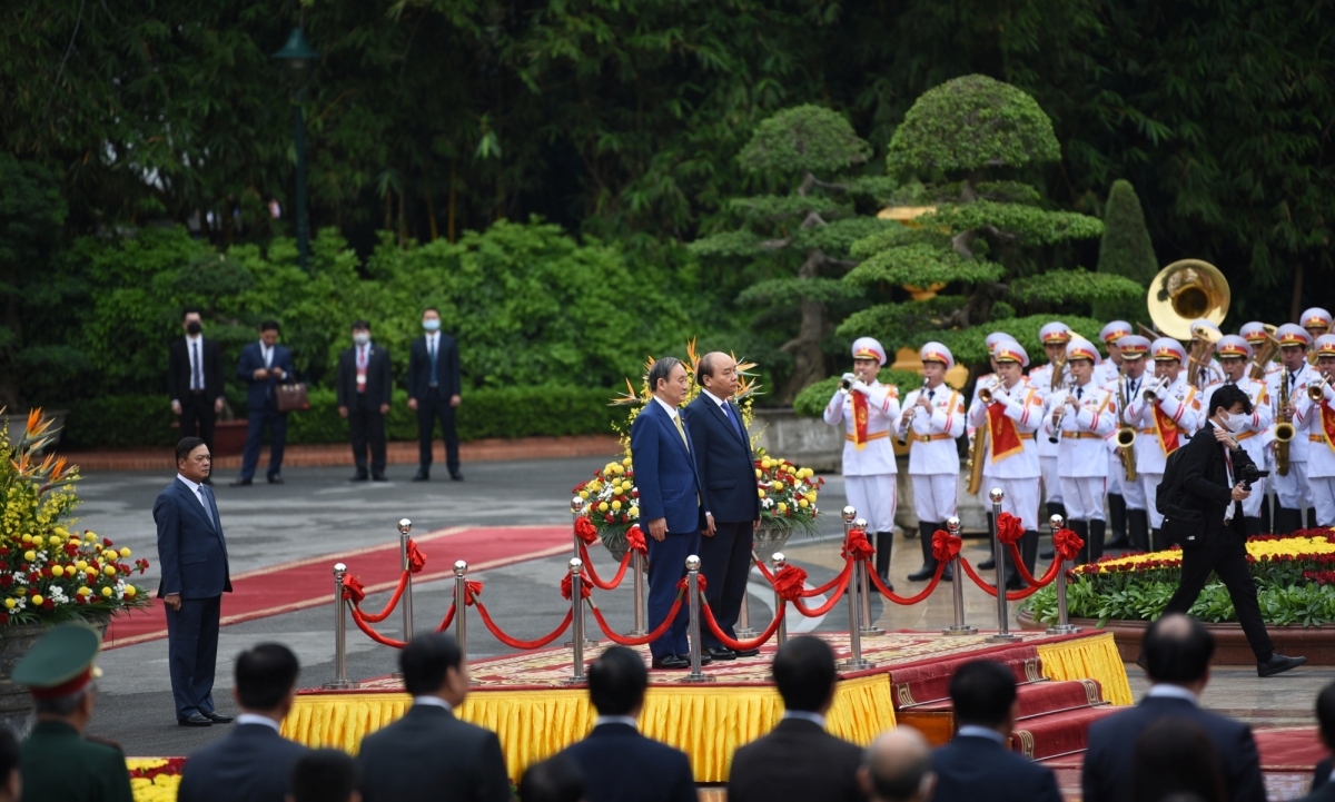 official welcome ceremony for japanese pm in hanoi picture 5