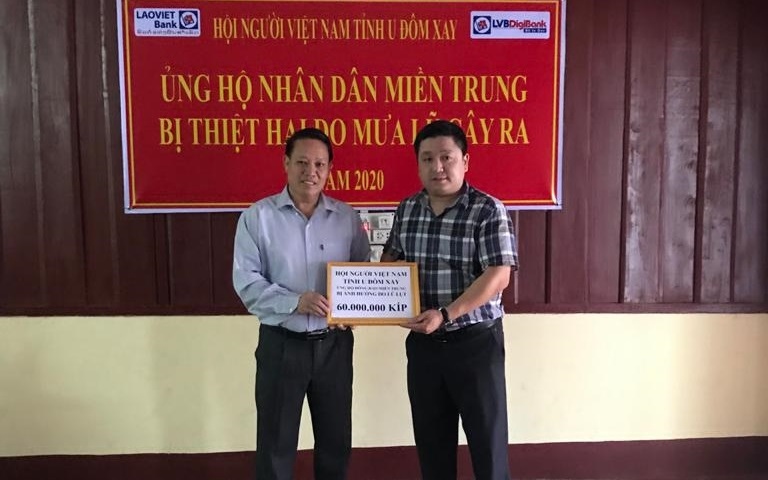 cong dong nguoi viet nam tai bac lao ung ho dong bao vung lu mien trung hinh anh 2