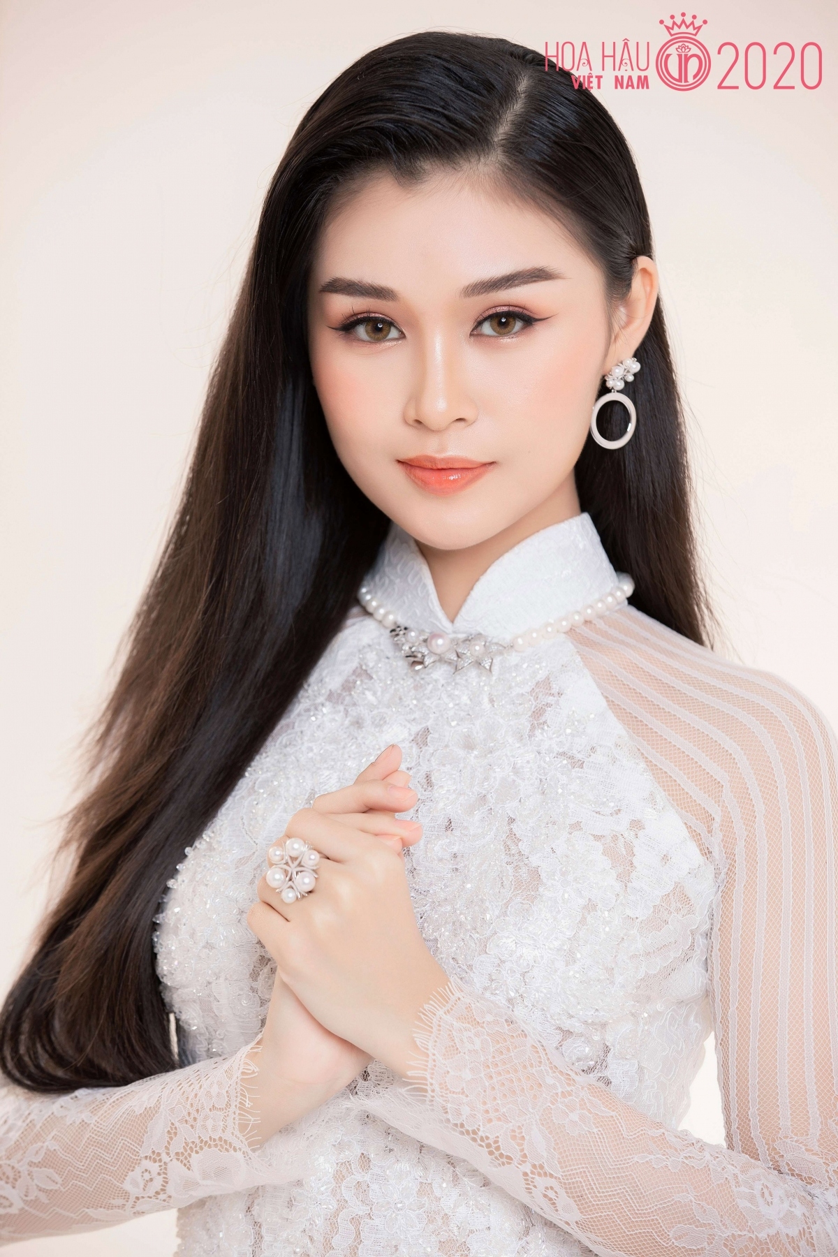 leading miss vietnam contestants shine in ao dai photo shoot picture 10