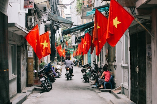 hanoi receives makeover for liberation day celebrations picture 6