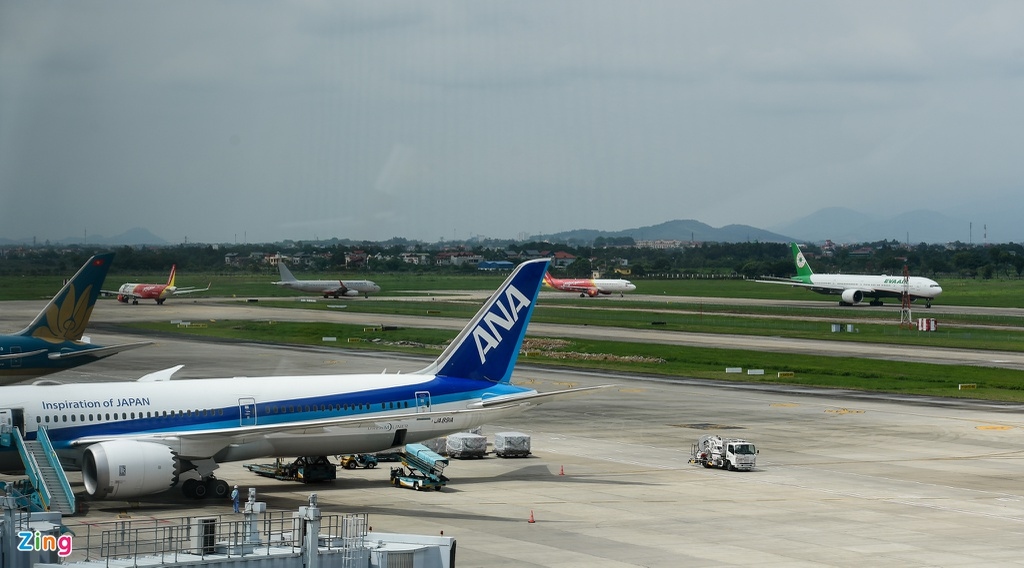 terminal 2 of noi bai international airport falls quiet picture 11