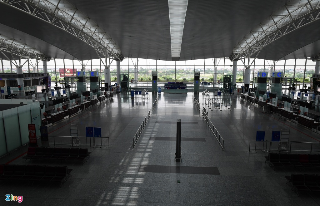 terminal 2 of noi bai international airport falls quiet picture 6