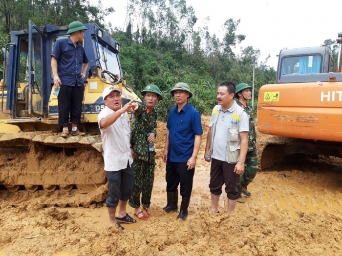 Bộ GTVT: Tập trung ứng phó bão số 8, đảm bảo giao thông thông suốt khu vực miền Trung