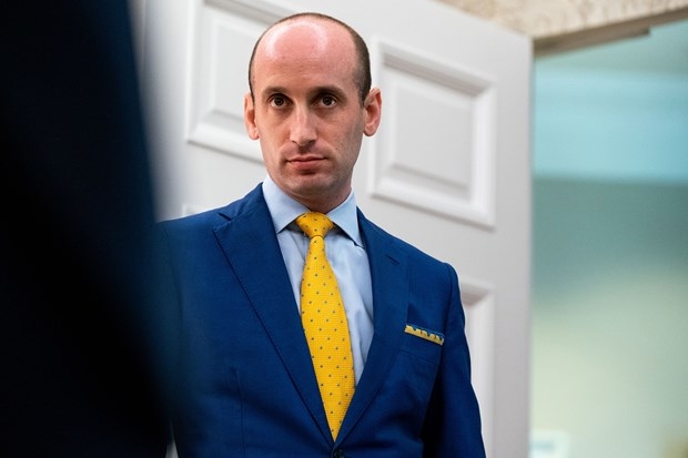 Stephen Miller - Cố vấn chính sách cấp cao của ông Trump mắc Covid-19