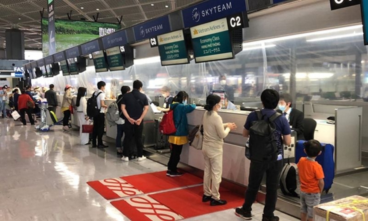 Repatriation flight by Vietnam Airlines brings home citizens from Thailand
