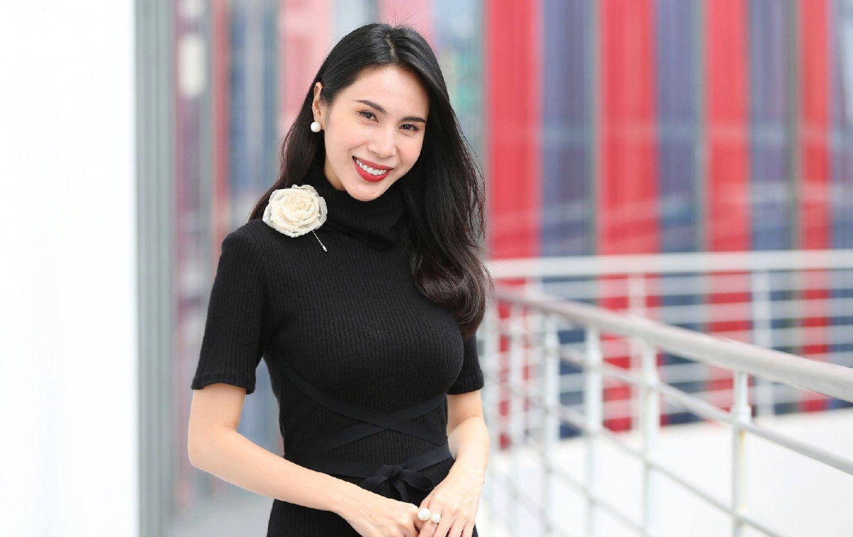 Ca sĩ Thuỷ Tiên.