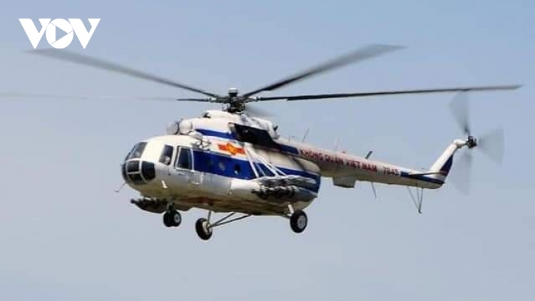 Two helicopters mobilised to rescue victims in landslide in Thua Thien Hue