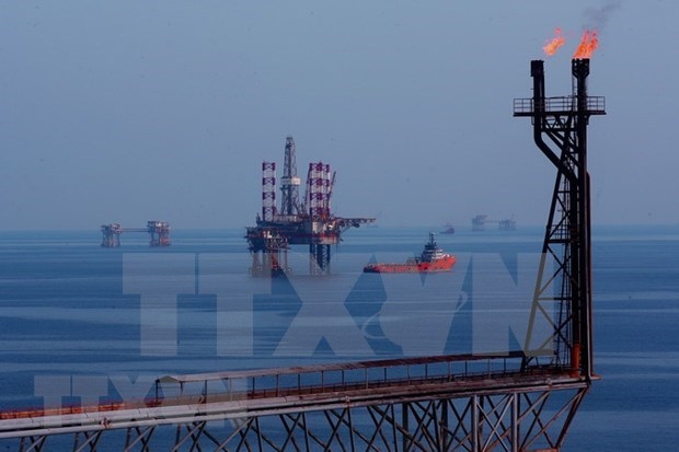 vietsovpetro surpasses oil and gas production targets picture 1