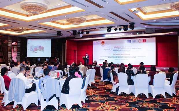 vietnamese diplomats get training on services to vulnerable women migrant workers picture 1 vietnamese diplomats get training on services to vulnerable women migrant workers picture 1