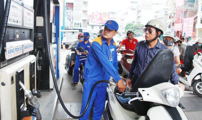 Petrol prices witness slight increase following latest adjustments