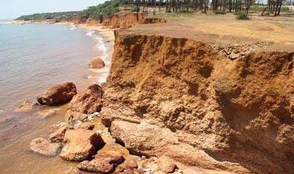 vietnam s coastline urgently needs new resilience development strategy picture 1