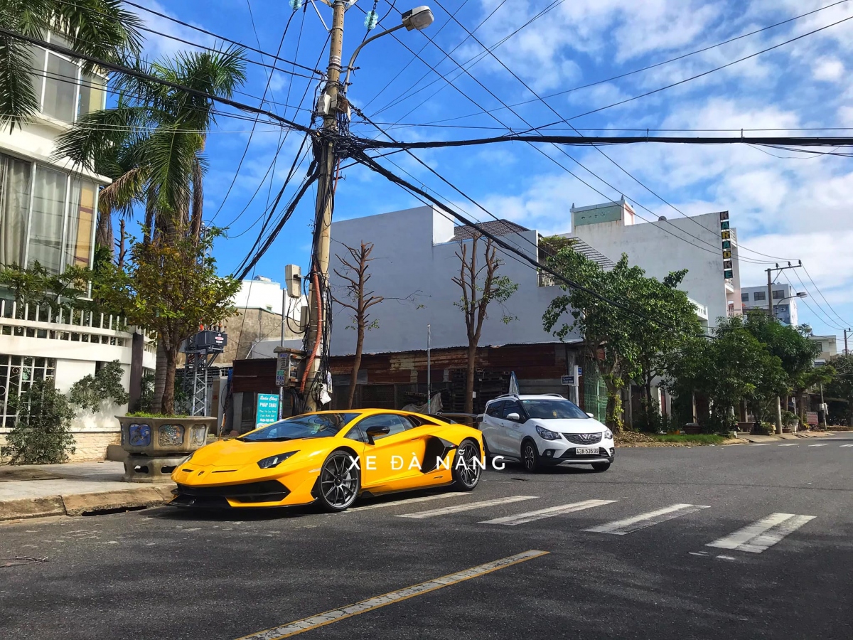 can canh sieu pham lamborghini aventador svj vua cap ben viet nam hinh anh 3