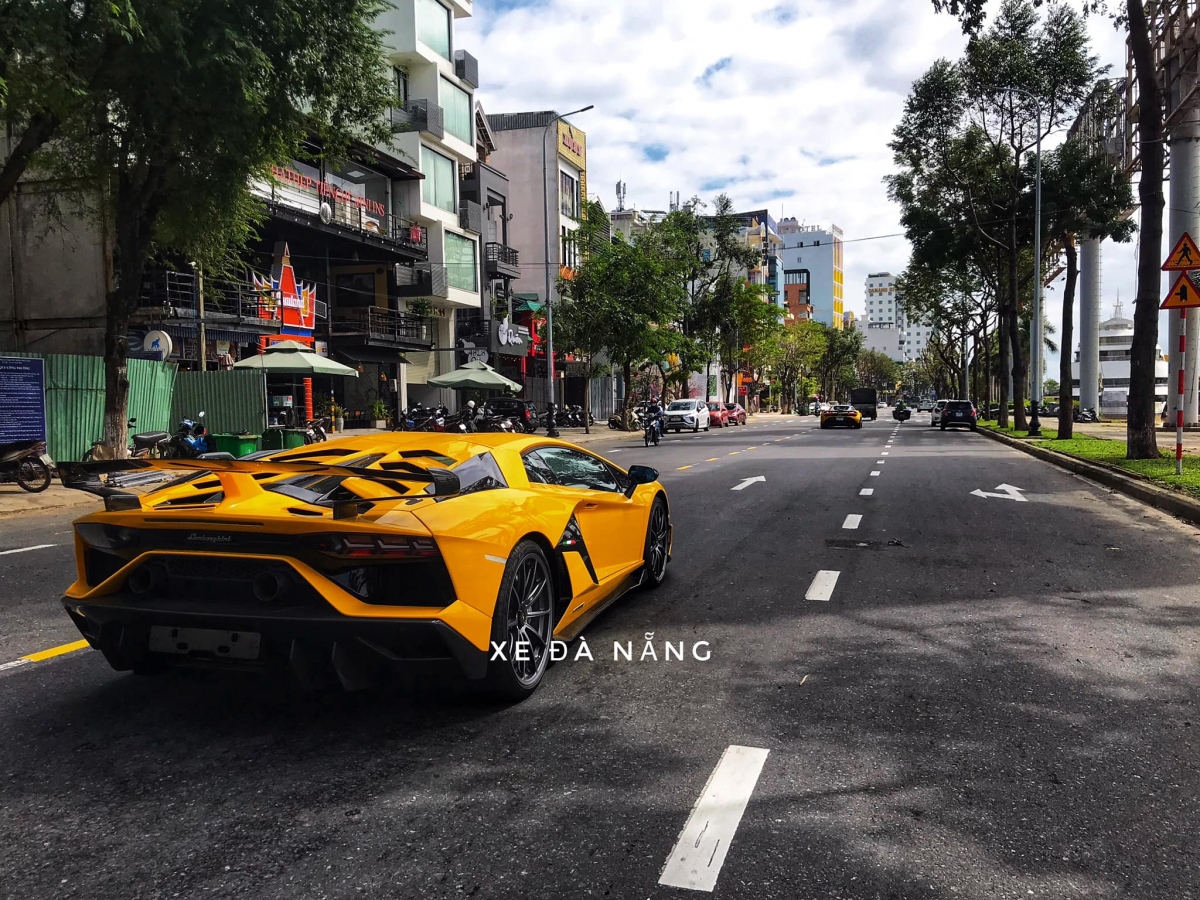 can canh sieu pham lamborghini aventador svj vua cap ben viet nam hinh anh 8