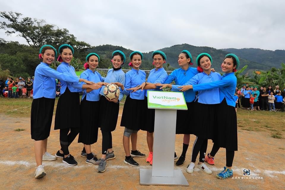 vo hoang yen, mau thuy mac vay da bong voi phu nu san chi o quang ninh hinh anh 3