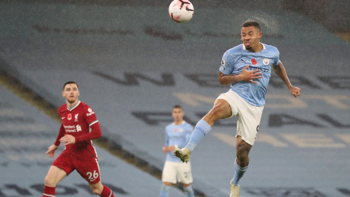 hoa man city, liverpool mat ngoi dau premier league ve tay leicester hinh anh 17