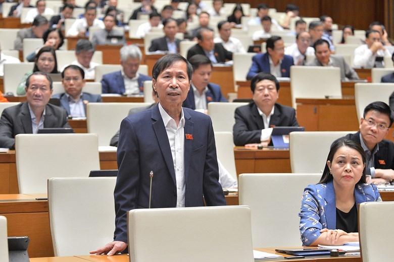 sgk sai phải sửa, không gây hoài nghi với người dân và cử tri hình ảnh 2 sgk sai phai sua, khong gay hoai nghi voi nguoi dan va cu tri hinh anh 2