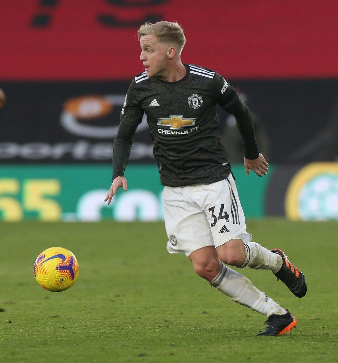 chan van de beek bien dang sau tran southampton 2-3 mu hinh anh 2