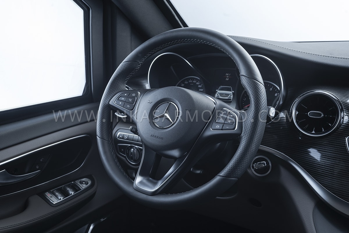 chiem nguong mercedes-benz v-class boc thep hang nang, chong luu dan hinh anh 7