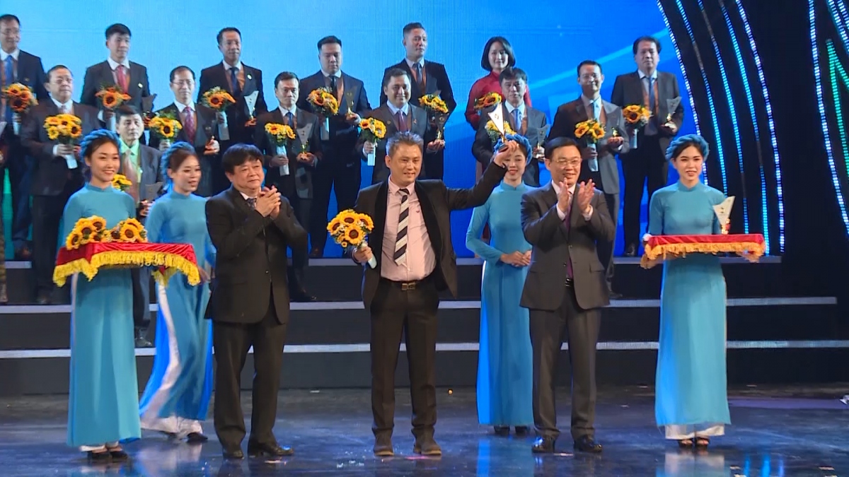 qui phúc đạt thương hiệu quốc gia việt nam năm 2020 hình ảnh 1 qui phuc dat thuong hieu quoc gia viet nam nam 2020 hinh anh 1