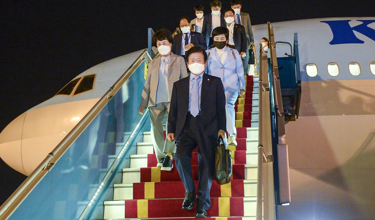 rok national assembly speaker begins vietnam visit picture 1 rok national assembly speaker begins vietnam visit picture 1