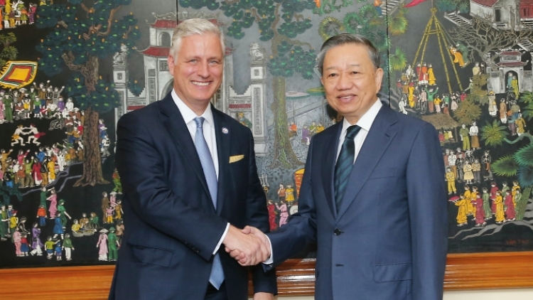 Vietnam, US boost security cooperation