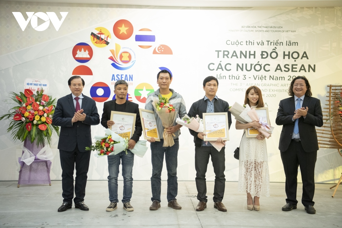 third asean graphic arts competition and exhibition gets underway in hanoi picture 5