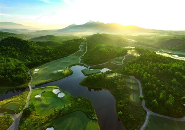 ba na hills golf club wins two prizes at world golf awards picture 1