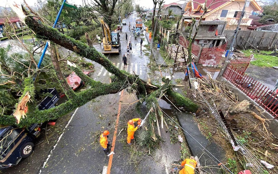 Siêu bão Goni tại Philippines: Ít nhất 4 người thiệt mạng, 31 ...