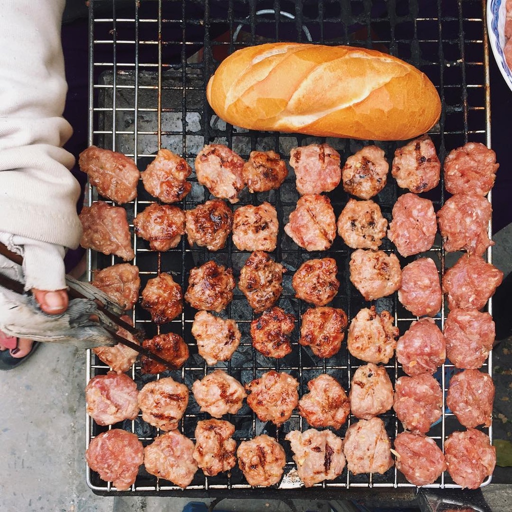 four famous bread stands in hcm city picture 8