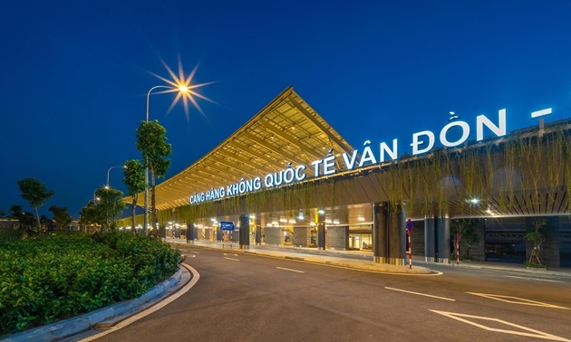 van don airport wins big at world travel awards picture 1