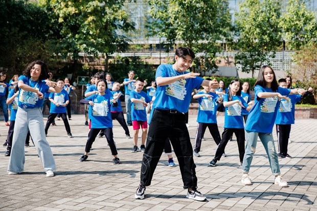 dance challenge raises public awareness of environmental protection picture 1