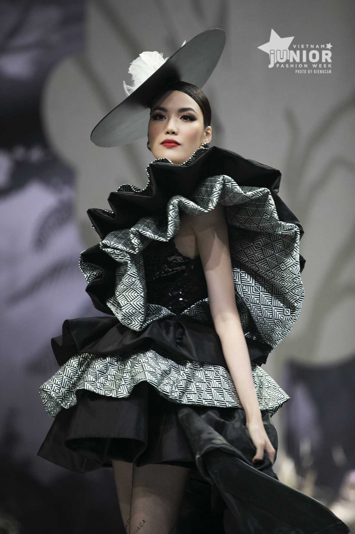 vietnam junior fashion week 2020 opens in hcm city picture 8