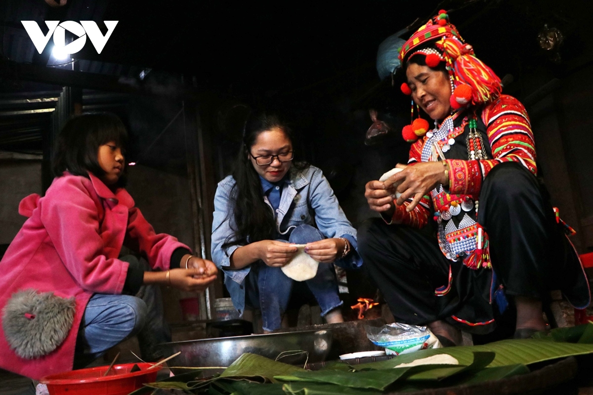 early new year celebrations of ha nhi ethnic people in northern vietnam picture 10