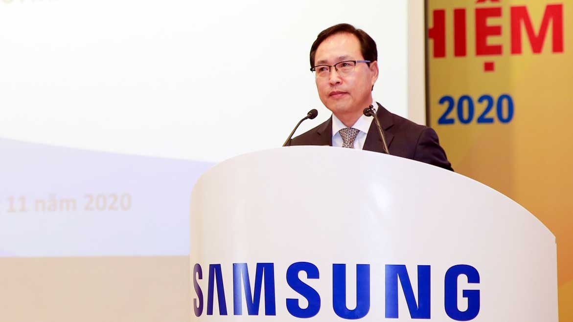 trao hoc bong samsung-kf cho sinh vien chuyen nganh tieng han hinh anh 1