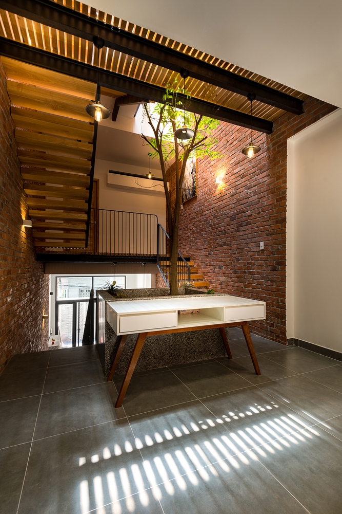 hinh 8 7 - Tham khảo c&aacute;ch lấy s&aacute;ng th&ocirc;ng minh cho nh&agrave; c&oacute; mặt tiền hẹp 4x18