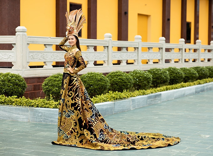 thai thi hoa wins national costume contest at miss earth 2020 picture 3