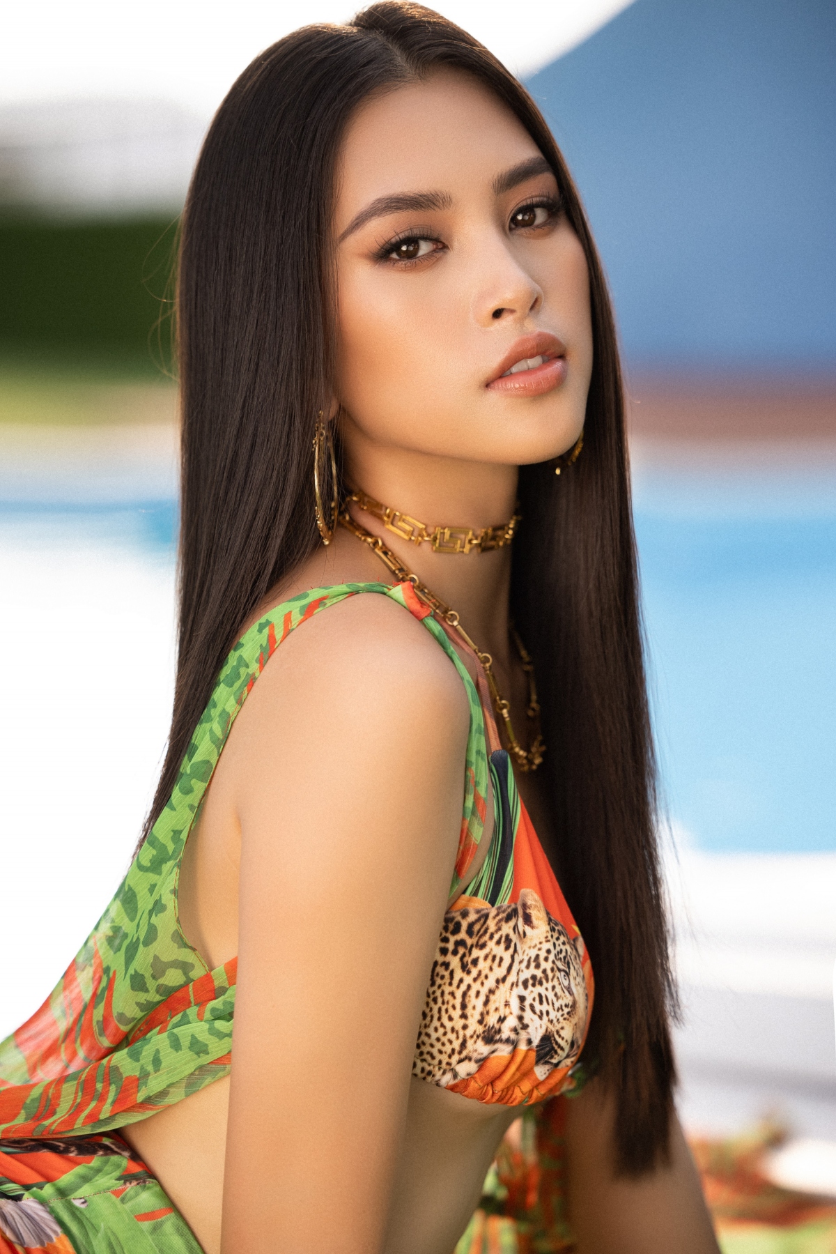 tiểu vy, phương nga, thuý an khoe hình thể nóng bỏng trước ngày kết thúc nhiệm kỳ hình ảnh 3 tieu vy, phuong nga, thuy an khoe hinh the nong bong truoc ngay ket thuc nhiem ky hinh anh 3